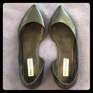 Steve Madden Black Flat Shoes